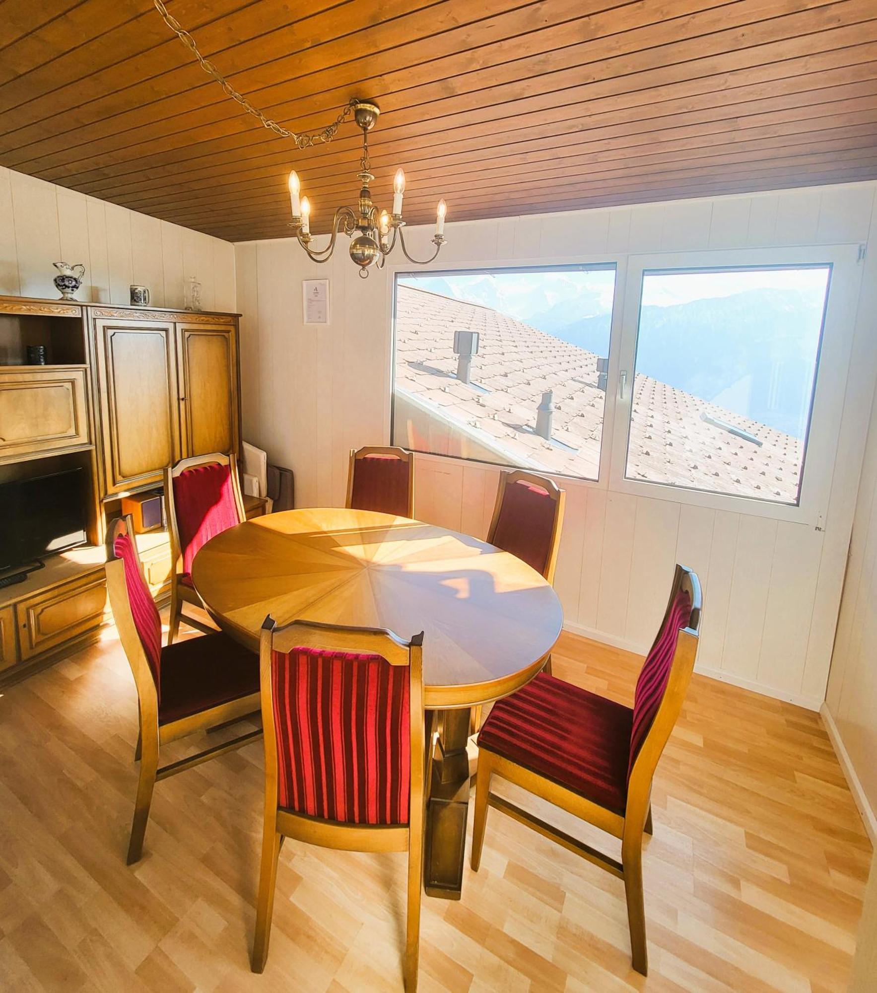 Chalet Lilo 4 Zimmer Big View Беатенберг Екстериор снимка